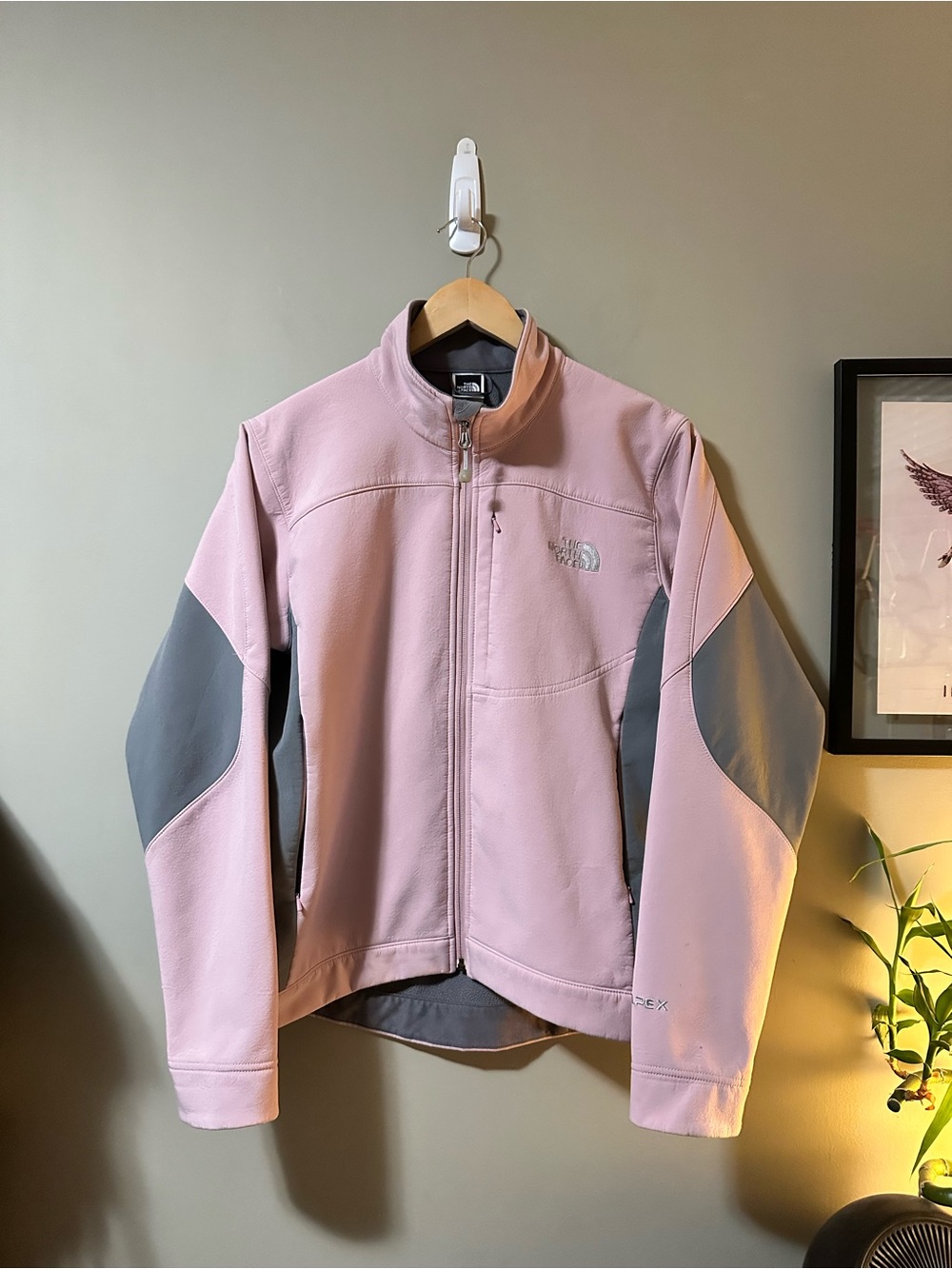 The North Face Women's Pink and Gray Softshell Utility Jacket